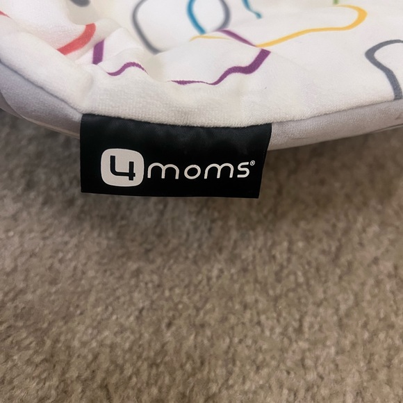 4moms newborn insert - Picture 2 of 3